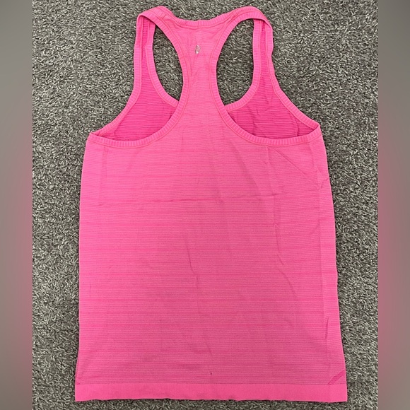 Lululemon Run: Swiftly Tech Racerback Size 8 Heathered Raspberry Glo Light - Picture 2 of 5